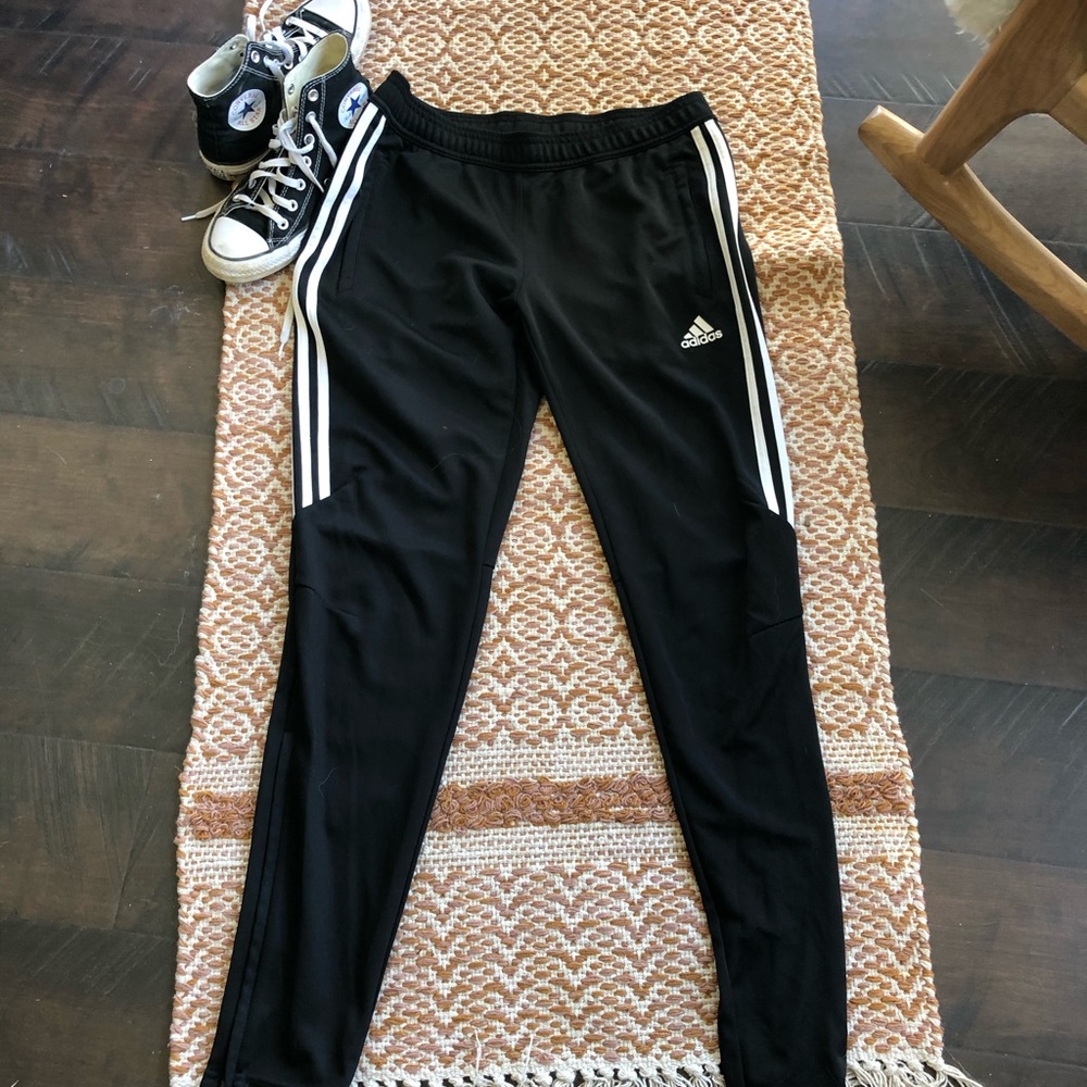 Adidas women’s sweatpants